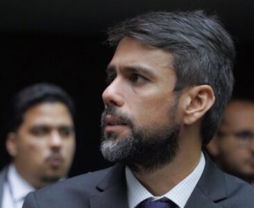 Pedro Lucas avança em defesa dos agentes de saúde e suas aposentadorias