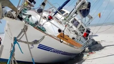 Veleiro de bandeira sul-africana encalha na Ilha de Lençóis, em Cururupu
