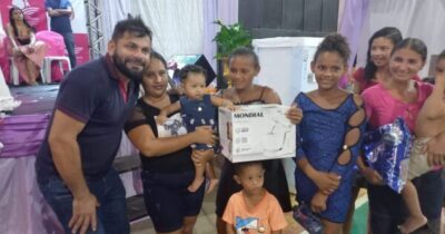 O POVOADO CHEGA TUDO COMEMORA O DIA DAS MÃES FAZENDO SORTEIOS COM…