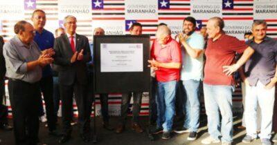 Arari comemora 158 entregando obras e ganhando presentes do…