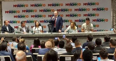 Deputado Ariston Marca Presença na Entrega de Ambulâncias aos…