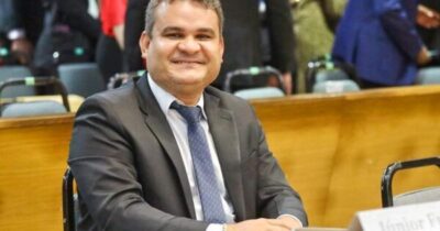 Doação de ambulância marca passagem de deputado Júnior França por…