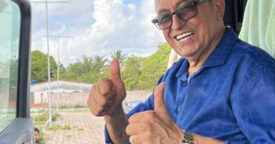 DR. AMILCAR ROCHA RECEBE VIGAS DA PONTE EM BARREIRINHAS