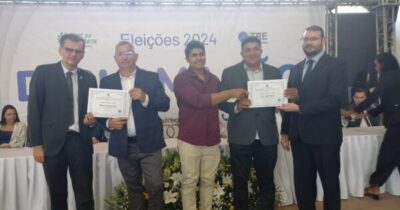 FOI REALIZADO A DIPLOMACÃO DOS ELEITO E REELEITOS DE NOVA IORQUE.