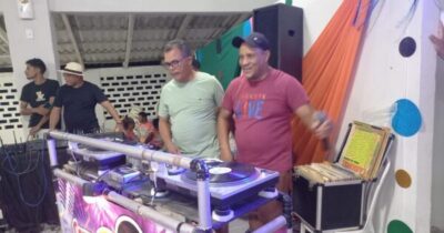BAILE DA MELHOR IDADE EM CURURUPU FOI SÓ ALEGRIA.