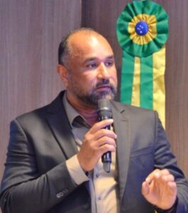 Governo do Estado, FAMEM, BNB e Sebrae assinam termo de cooperação para ampliação do microcrédito