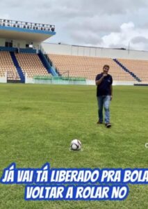Com Nhozinho Santos fechado, prefeitura faz sexto aditivo com empresa de manutenção do gramado