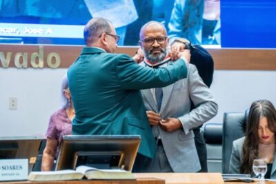 Alema concede Medalha “Manuel Beckman” a personalidades caxienses e reconhece manifestações culturais do município