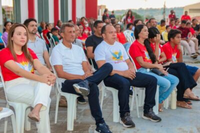 Prefeito Nonatinho participa da abertura oficial do Festejo do Divino Espírito Santo em Matões