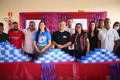 Prefeito Fred Campos inicia entrega de tablets em escolas estaduais de Paço do Lumiar pelo programa “Tô Conectado”.