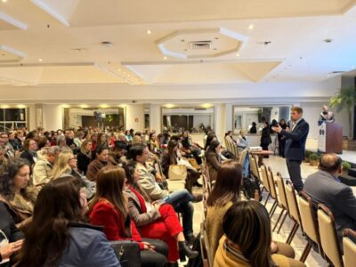 GDF participa de congresso internacional sobre qualidade de vida no trabalho e apresenta políticas públicas de bem-estar