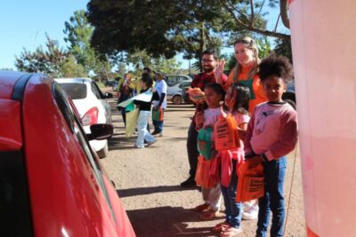 Estudantes promovem blitz educativa para prevenir incêndios no DF