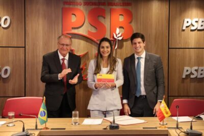 Vice-presidente Geraldo Alckmin dá as boas-vindas a Ana Paula no PSB
