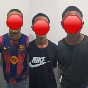 ”A casa caiu”: Polícia prende trio criminoso durante assalto a farmácia no Anjo da Guarda