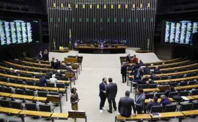 Câmara aprova projeto que obriga votação não presencial em eleição de organização esportiva