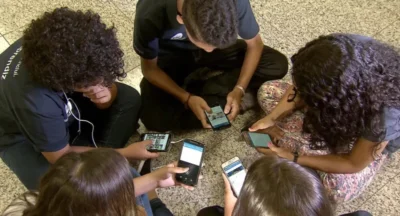 Volta às aulas sem celular: saiba como vai funcionar a nova lei