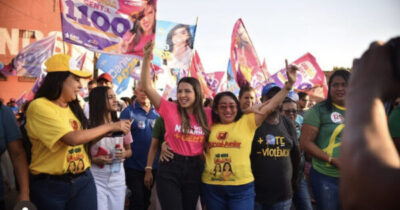 Em Caxias, Amanda Gentil caminha ao lado do povo e destaca ”Só faz…