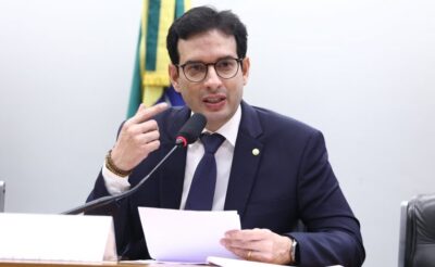 Comissão aprova isenção de taxa de passaporte para pessoas com deficiência
