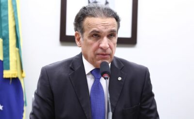 Comissão aprova tempo extra nos exames da CNH para pessoas com transtorno de aprendizagem
