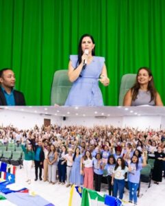 Secretária de estado de educação, Jandira Dias e a secretária adjunta do Meio Ambiente, Orquelina Costa, participam da Conferencia Estadual Infanto Juvenil pelo Meio Ambiente