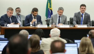 Correção de toda tabela do IR custaria mais de R$ 100 bilhões por ano