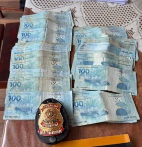 Lei do Retorno: PF apreende mais de R$ 2,5 milhões em ação contra desvios do FUNDEB
