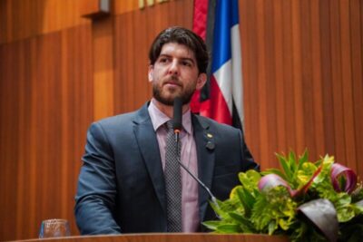 Em discurso na Assembleia, Davi Brandão destaca trabalho e liderança de Carlos Brandão
