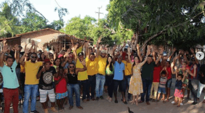 Turilândia: Por onde o 14 passa é arrastando multidões.