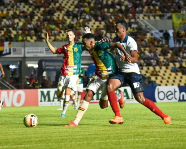 Delegação do Sampaio Corrêa já está em Salvador para o duelo diante do Bahia na Copa do Nordeste