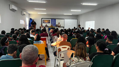 Prefeitura de Araioses promoveu palestra motivacional sobre estudos, bullying e indisciplina