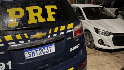 PRF recupera, em Timon, carro furtado em Fortaleza em dezembro do ano passado