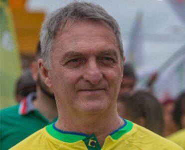 O PL avalia lançar Renato Bolsonaro, irmão de Jair, como candidato ao Senado