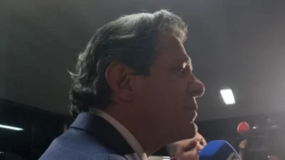 Haddad denuncia plano de Bolsonaro e Trump para cobrar pelo uso do Pix Diário 98
