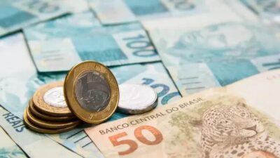 Governo Federal propõe aumento do salário mínimo para R$ 1.631 em 2026