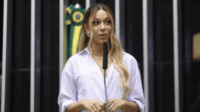 Erika Hilton mantém maquiadores como funcionários de gabinete