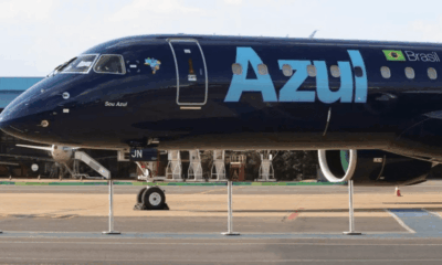 Azul encerra operações em 14 cidades