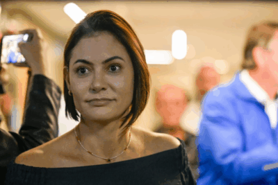 Michelle diz que atitude de Zucco (PL) prejudica Bolsonaro na prisão