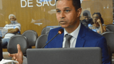 Douglas Pinto denuncia existência de 685 funcionários sem registro no Portal da Câmara de São Luís