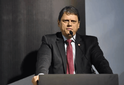 Tarcísio de Freitas, e o prefeito da capital, Ricardo Nunes, já se comportam discretamente como pré-candidatos
