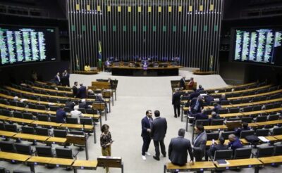 Câmara aprova projeto que obriga votação não presencial em eleição de organização esportiva