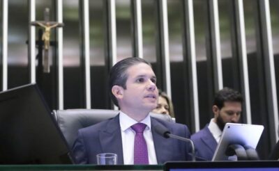 Motta destaca união da Câmara para aprovar projeto sobre proteção a crianças em ambientes digitais