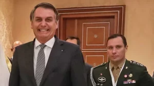 Mauro Cid minimiza reunião de militares e nega plano de golpe