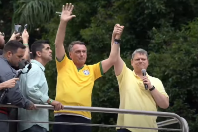 Tarcísio sai em defesa de Bolsonaro e diz que ex-presidente provará inocência