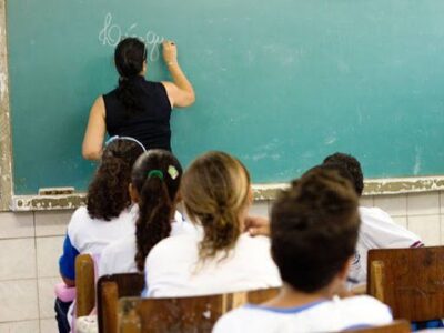 Justiça condena professora no Maranhão por receber salário sem trabalhar