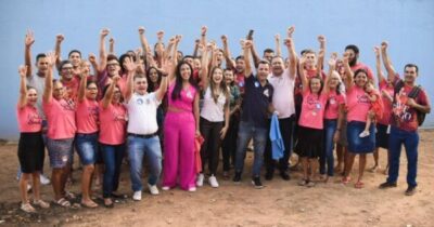 Em Açailândia Amanda Gentil é recepcionada pelo vereador Kell…