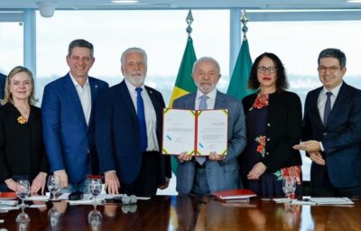 Presidente Lula sanciona lei que libera R$ 22 bilhões à pesquisa científica