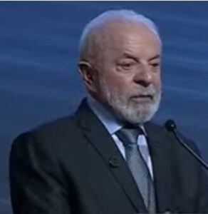 Derretendo em desaprovação, Lula diz ter plano “B,C,D” para as eleições de 2026…