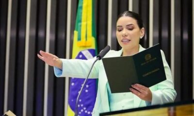 Mariana Carvalho toma posse como deputada federal e ficará no cargo por 4 meses