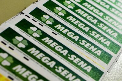 Mega-Sena acumula novamente e prêmio principal vai para R$ 130 milhões