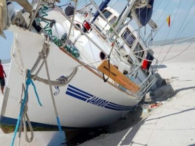 Veleiro sul-africano naufraga no litoral do Maranhão